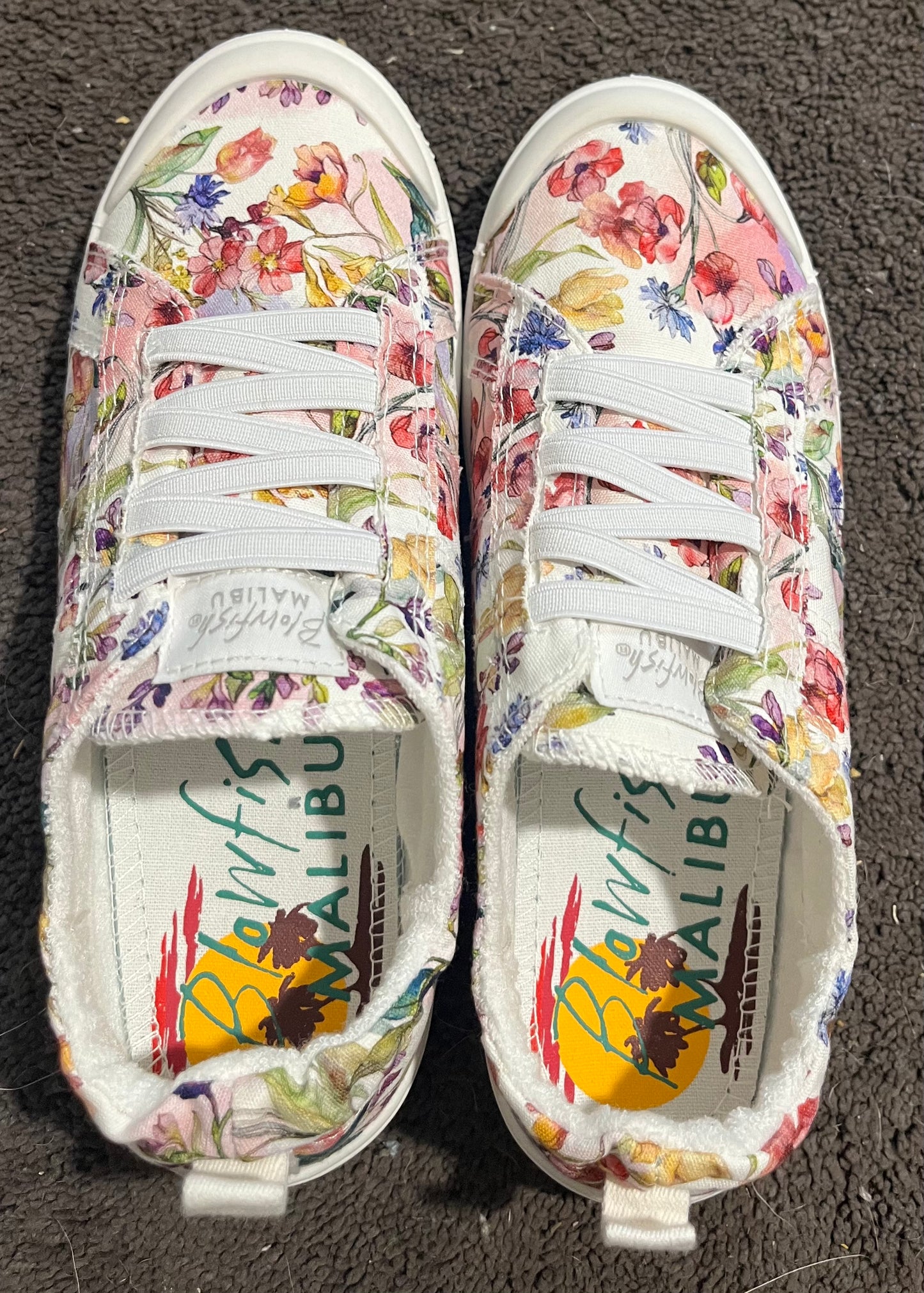 White Floral Shoes Size 6
