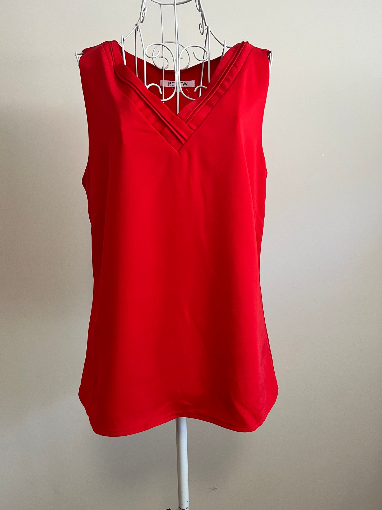 Red Review Top Size 8
