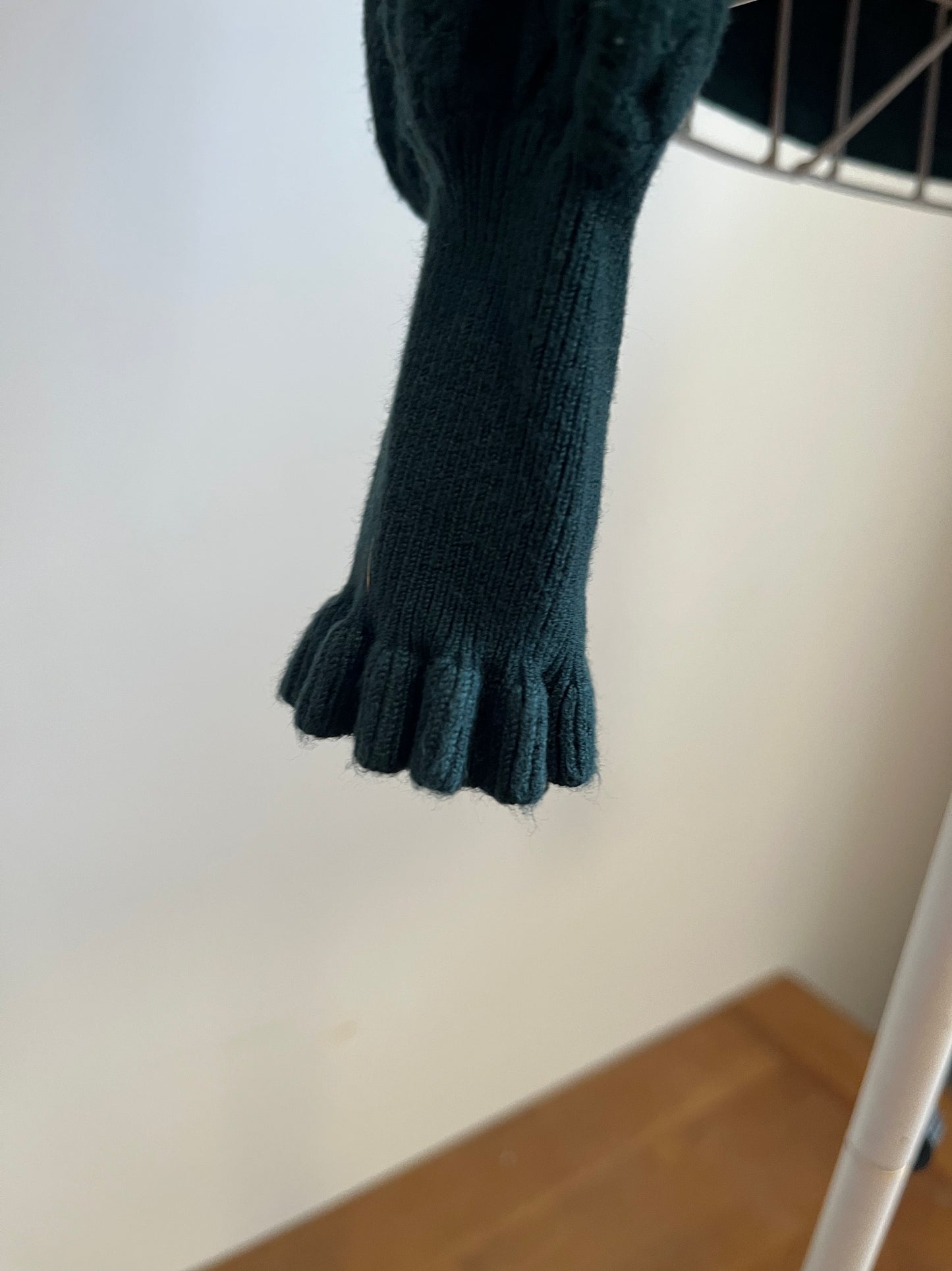 Green Review Jumper Size 10