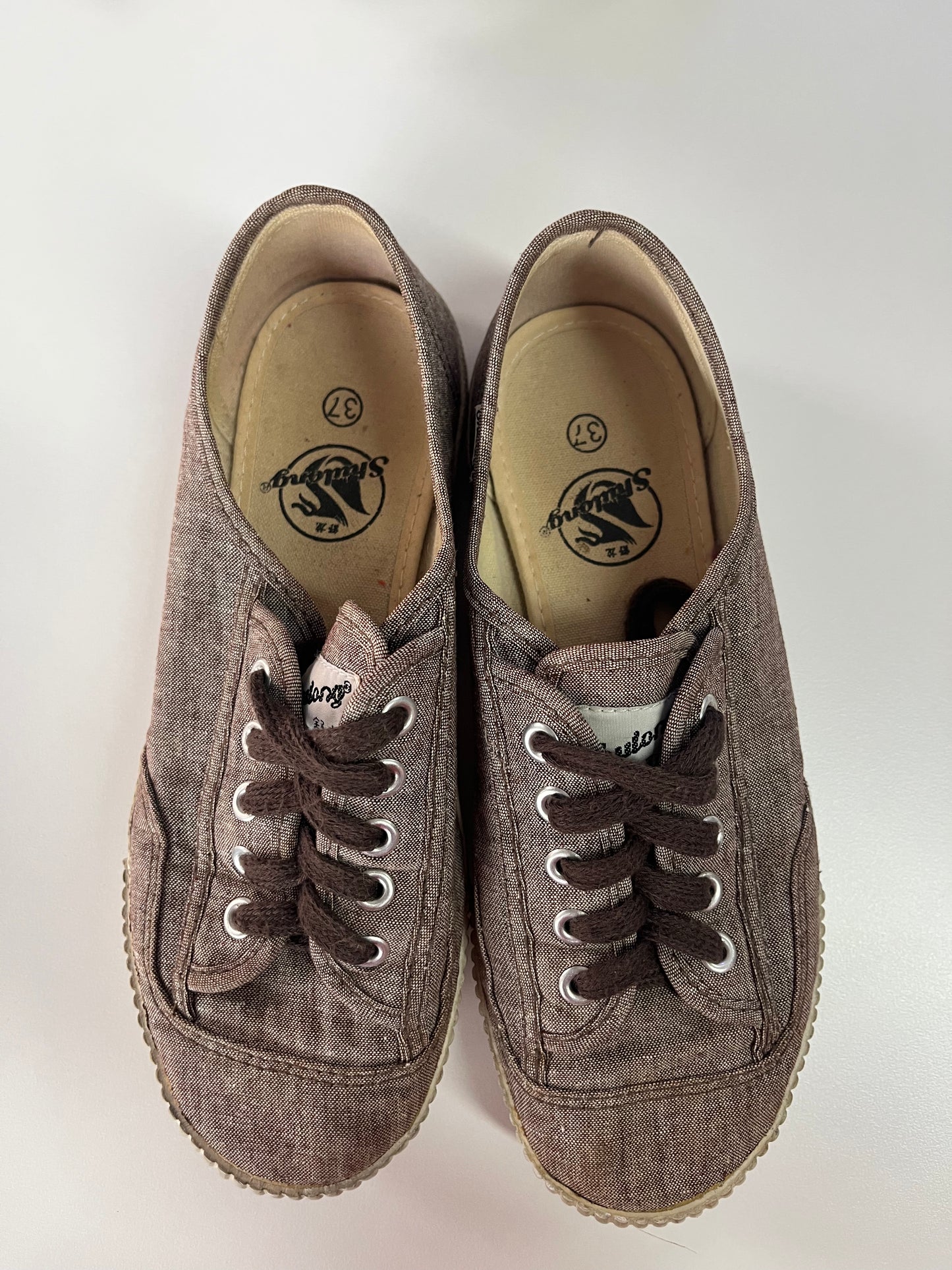 Brown size EU 37/ Aus 6 Brown Sandshoes