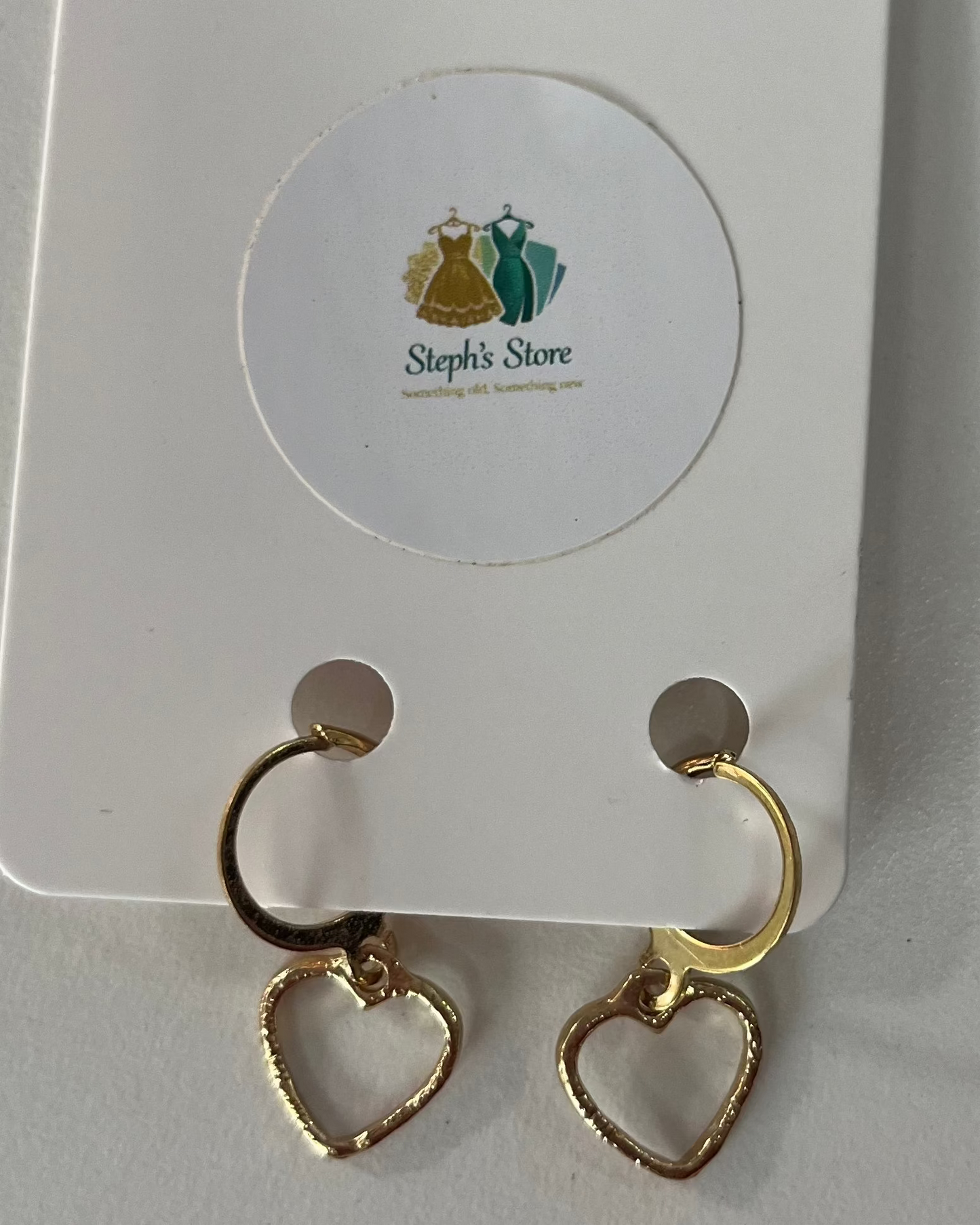 Gold hoop earrings with Hearts