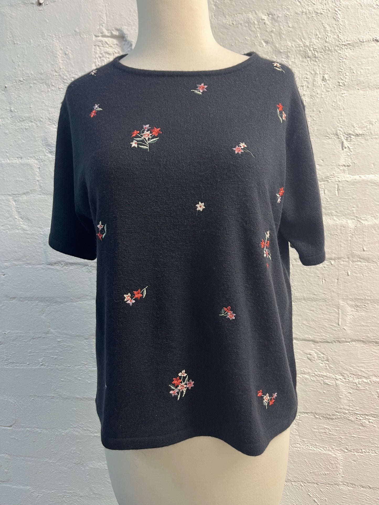 Navy Floral Short Sleeve Knit Top Size 14
