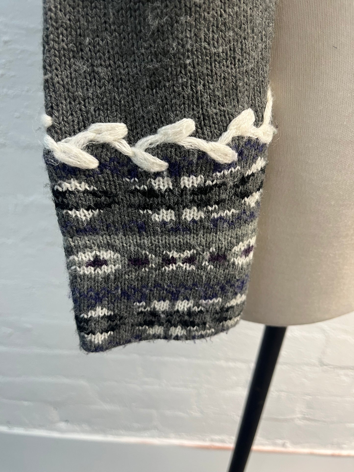 Grey and White Knit Shrug Size Small