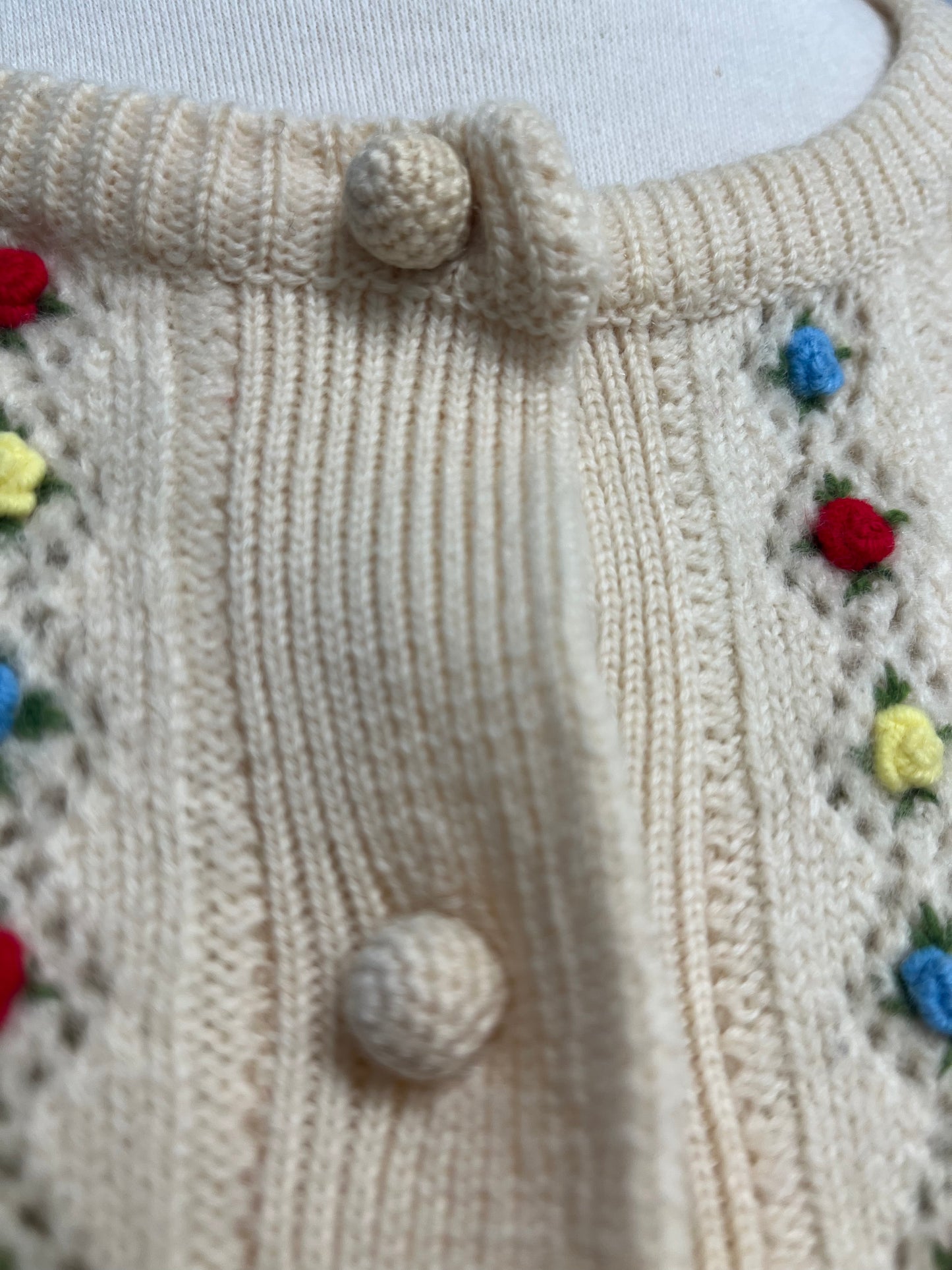 White and Floral Long Sleeve Cardigan Size Medium