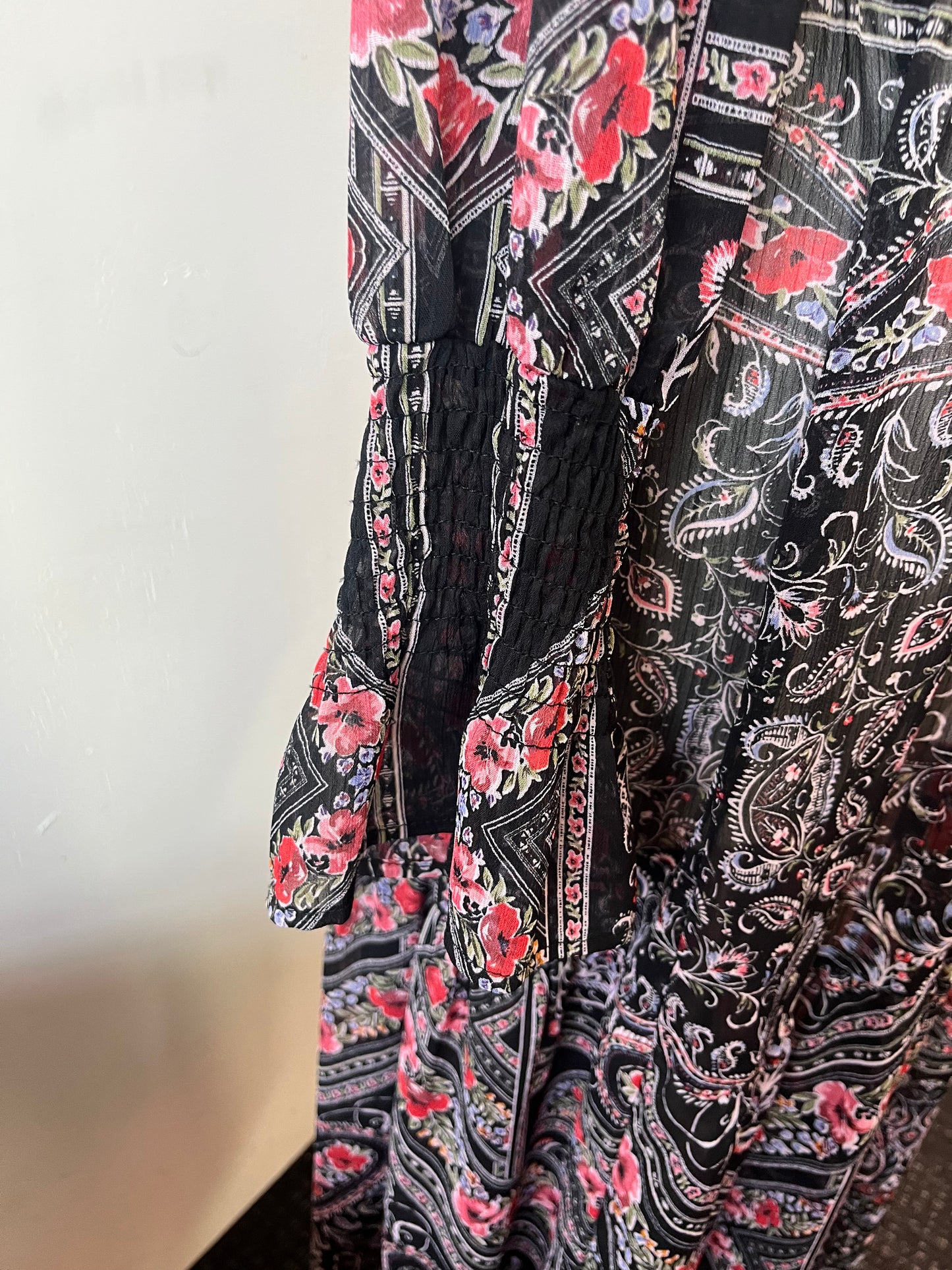 Long Sleeve Chiffon Black/Multi coloured Dress Size 14