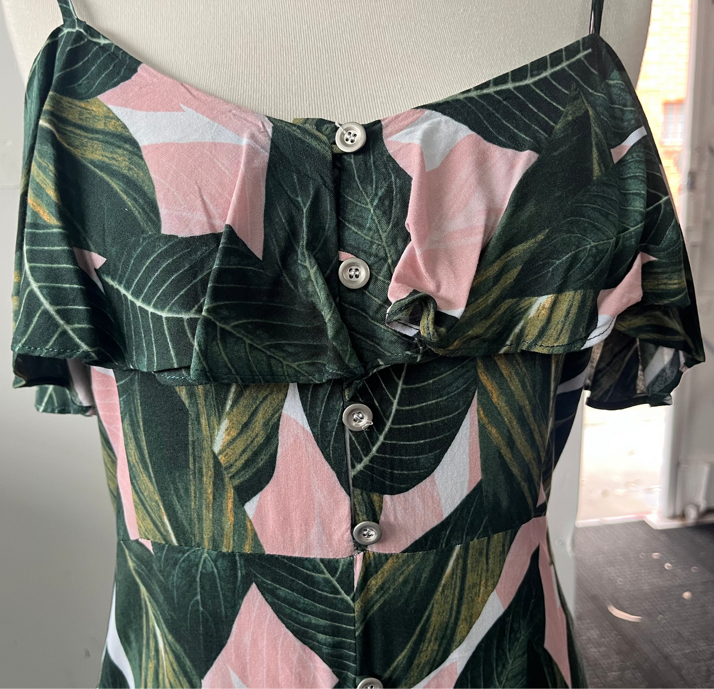 Sass Leaf Dress Size 12