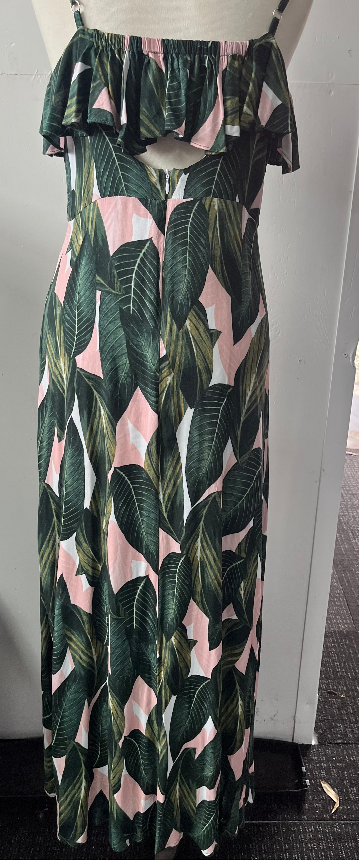 Sass Leaf Dress Size 12