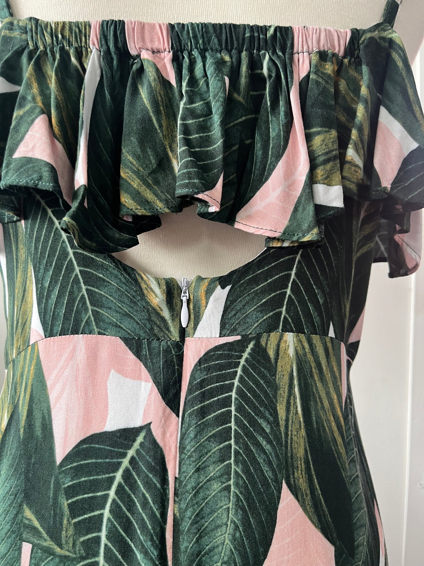 Sass Leaf Dress Size 12